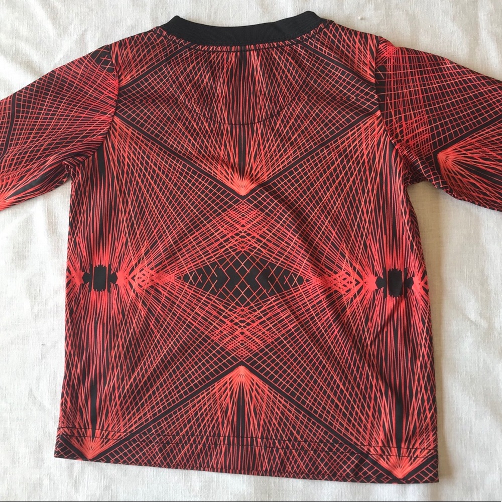 Nike Dri-Fit Shirt Boy or Girl Size 2T Toddler - Picture 7 of 8